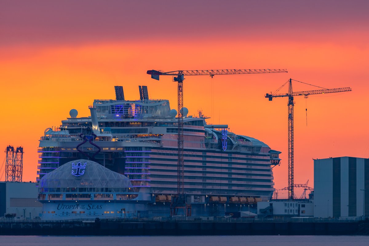 #UtopiaoftheSeas - #SaintNazaire - juin 2024 
#cruiseship #kreuzfahrtschiff #Royalcaribbeaninternational #shipsinpics