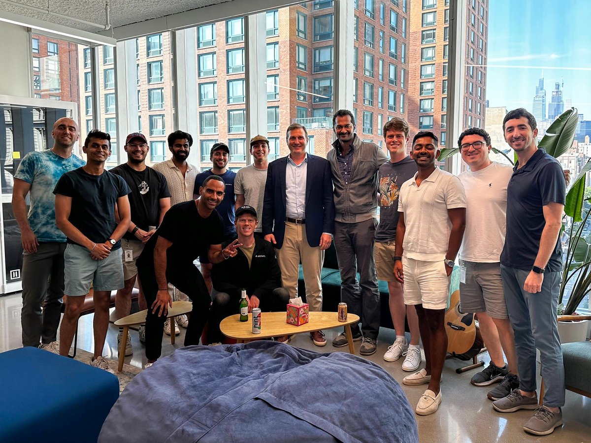 Awesome Q&amp;A yesterday with <a href="/RepDanGoldman/">Rep. Dan Goldman</a> (NY-10th District) 🇺🇸

He voted for FIT21, and believes in striking the right balance of consumer protection while avoiding over-regulation that could stifle the growth of technology.

Remember to vote on Tuesday 🗳️

Every vote counts!