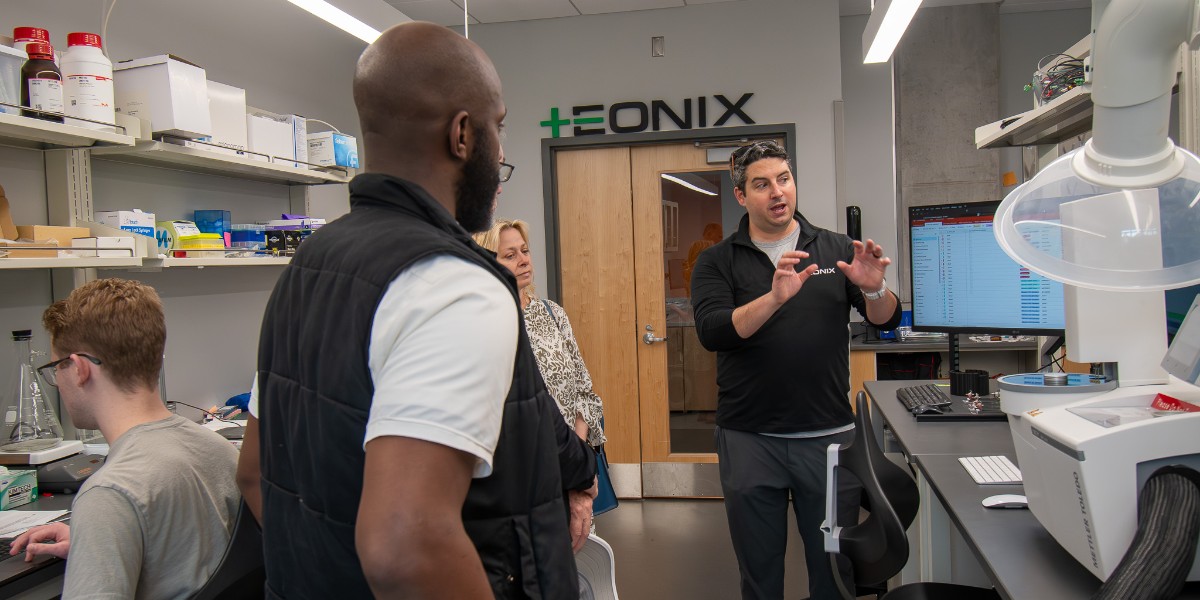 Where is #SUD22 Judges' Choice Winner <a href="/EonixBatt/">Don DeRosa</a> now? 👀

6 years ago, Co-Founder and CEO of Eonix relocated to Knoxville with his startup. Today, Eonix has grown into an innovative company. 🌟 

💡Applications to pitch at #SUD24 are OPEN until June 30.💡
innov865.com/event/startup-…