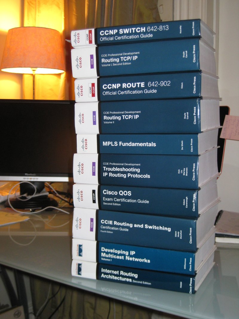 Hey...how big is your stack of #ciscocert handbooks? 📚

Share your pics with us down below. 📷