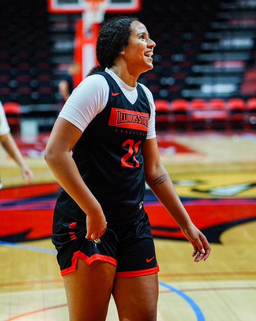 Happy Birthday to <a href="/nevaehrenee22/">Nevaeh Thomas</a> 🙌🥳