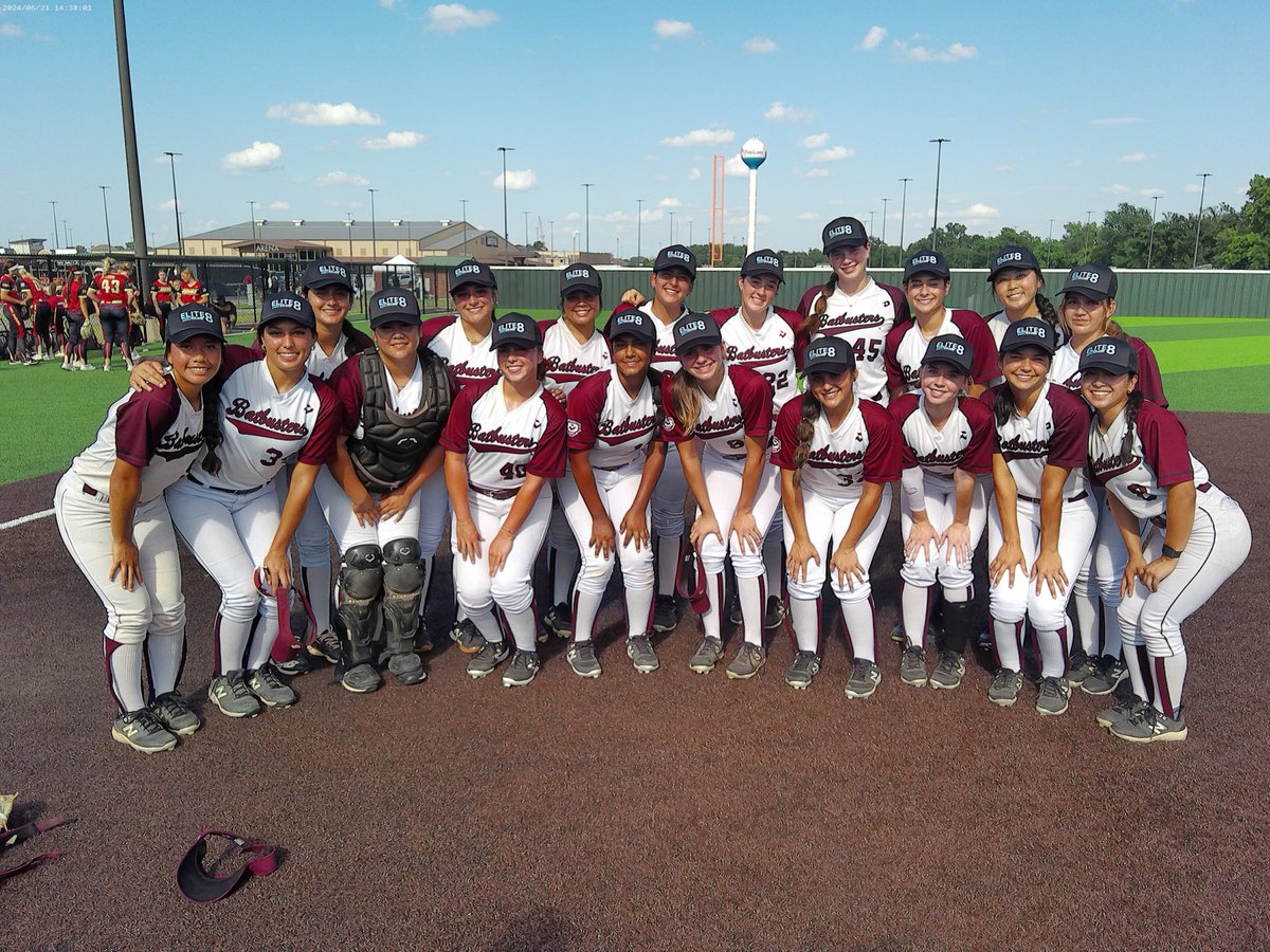 We made it! Elite 8 @ Top Gun Nationals in Oklahoma - OC Batbusters Stith 18u Maroon #mindsetmatters #elite8