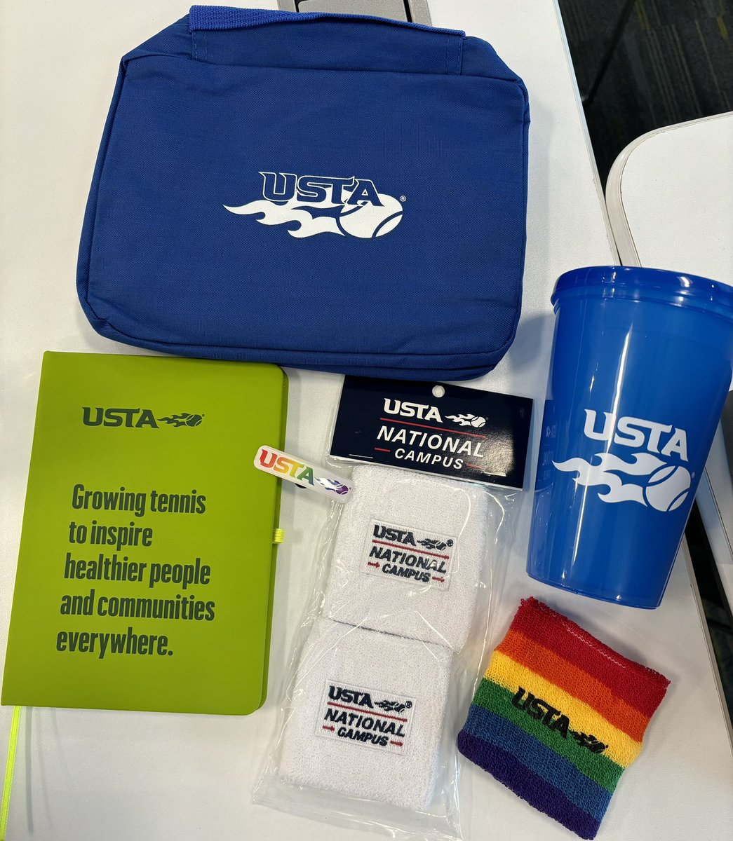 Darneshajmoore's tweet photo. An Amazing First Day at the USTA Diverse Coach Development Summit😆

I am so proud of our Coaching &amp; Leadership fellows for joining. 50% are women and 50% are diverse including 3 coaches from HBCU’s (Southern, Alcorn &amp; Xavier-LA) 

Love to See It😍 #DEI 🏳️‍🌈 #USTA #FutureCoaches 🎾 https://t.co/POQ7tjH9Mv