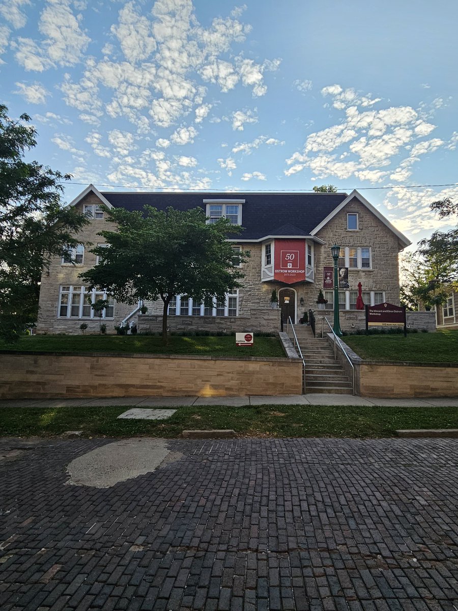 wangshuping0102's tweet image. In the past three days, I have had such a privilege of learning from great scholars in institutions, commons, polycentricity, resource management, etc. Thank you, the Ostrom Workshop, my mentors, friends&colleagues. 💙
#WOW7
#Ostromworkshop