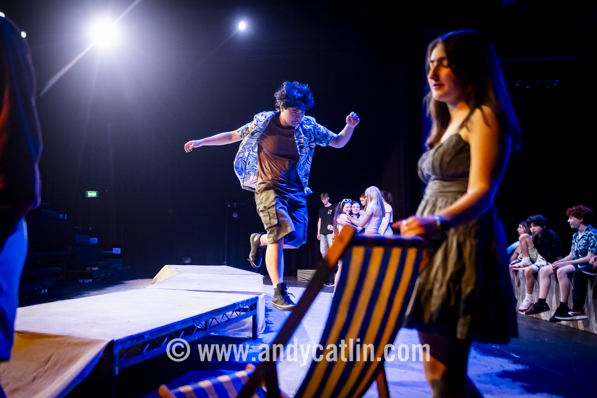 Andy Catlin (@andycatlincom) on Twitter photo Cracking week taking production photos of <a href="/infoStrangeTown/">Strange Town</a> 'Tide' trilogy at <a href="/traversetheatre/">Traverse Theatre</a> - don't miss the chance to see all three shows on Sat 22 June π traverse.co.uk/whats-on Cracking week taking production photos of <a href="/infoStrangeTown/">Strange Town</a> 'Tide' trilogy at <a href="/traversetheatre/">Traverse Theatre</a> - don't miss the chance to see all three shows on Sat 22 June π traverse.co.uk/whats-on