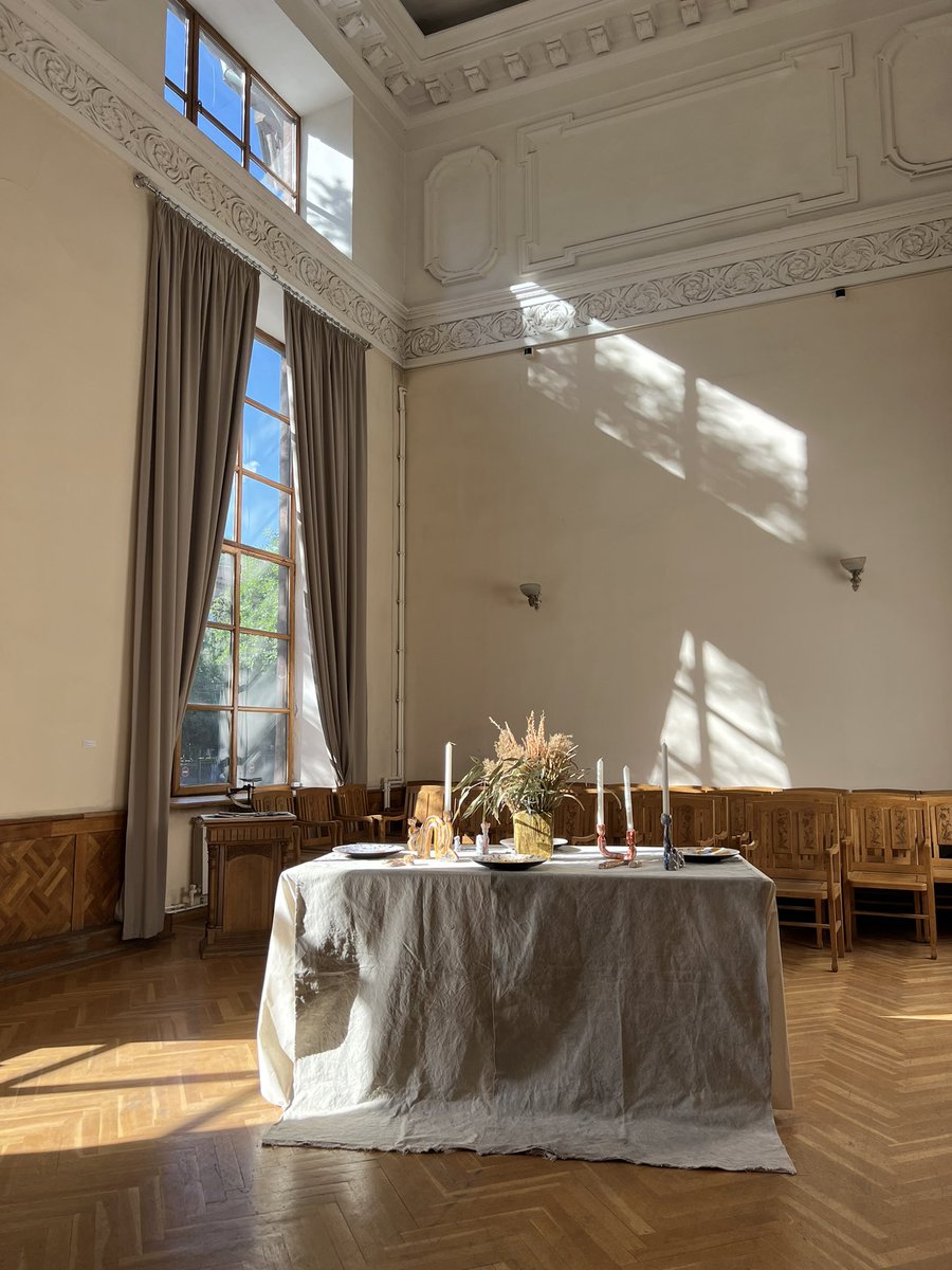 Library architecture and design. Tamanyan building of the <a href="/NatLibArm/">Հայաստանի ազգային գրադարան</a>