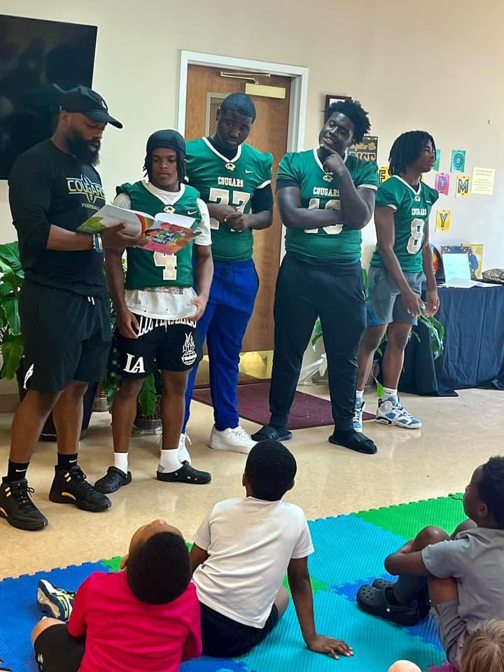 Erit Turner (@coacheritturner) on Twitter photo Great time today at Mother Liberty’s Summer Camp 💚💛 #community <a href="/Money_MakinBull/">Coach B</a> <a href="/JCMCougars/">Jackson Central-Merry High School</a> <a href="/JCM_ECH/">JCMEarlyCollegeHigh</a> <a href="/jcmmscougars/">Jackson Central-Merry Middle School</a> Great time today at Mother Liberty’s Summer Camp 💚💛 #community <a href="/Money_MakinBull/">Coach B</a> <a href="/JCMCougars/">Jackson Central-Merry High School</a> <a href="/JCM_ECH/">JCMEarlyCollegeHigh</a> <a href="/jcmmscougars/">Jackson Central-Merry Middle School</a>