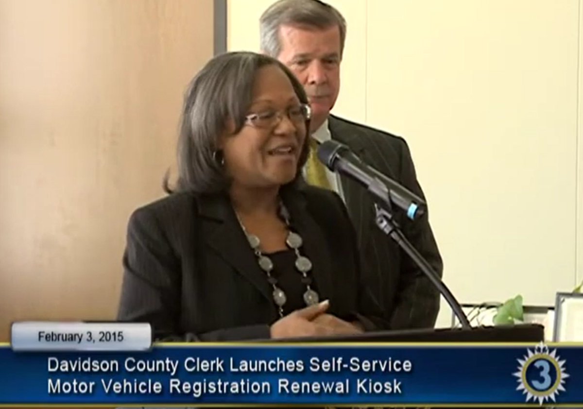10 years ago, TN's first registration renewal kiosk went online in Nashville.
Mon, June 24, the new Donelson Library opens it's doors and will become the fifth NPL branch to house a  kiosk. Clerk Wynn and NPL share a mission to make services accessible throughout the County.