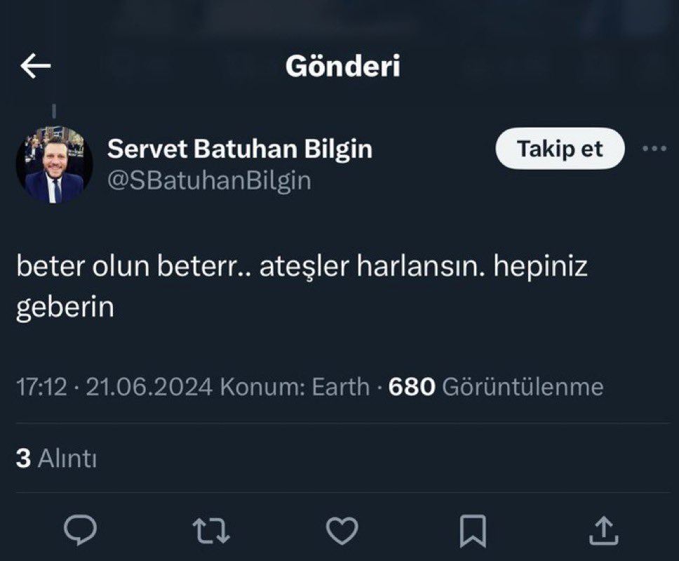 Bu adam avukat. 11 insanın ölüp onlarcasının yaralandığı, onbinlerce hayvanın diri diri yanıp perişan olduğu yangından sonra sosyal medyaya bunu yazmış.
Bakalım hukuk önünde  hesabı sorulacak mı?