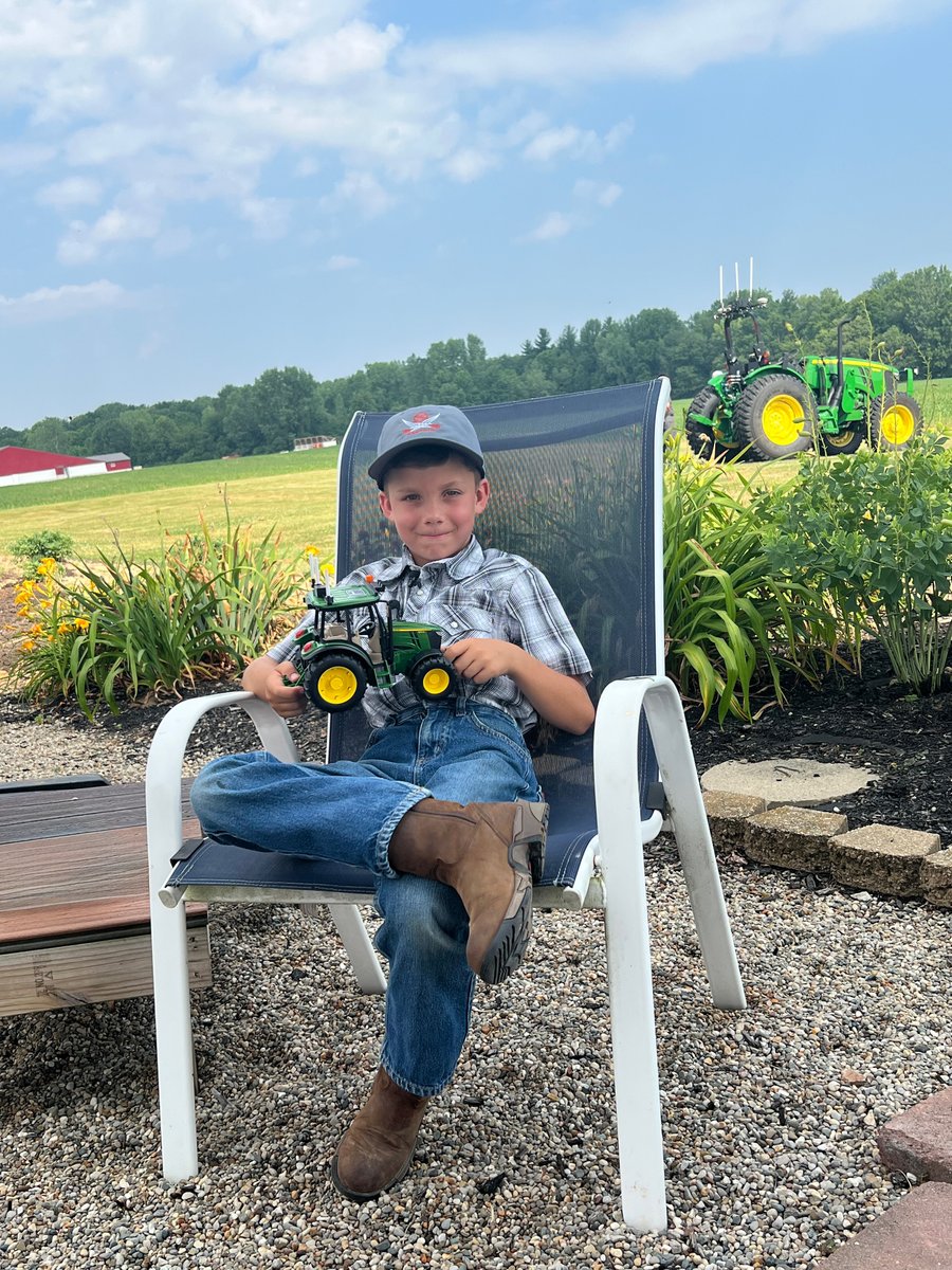 SabantoAg's tweet image. The 8-year-old tractor expert @justajacksonthing took a master class on how to run our retrofit autonomous tractors.
