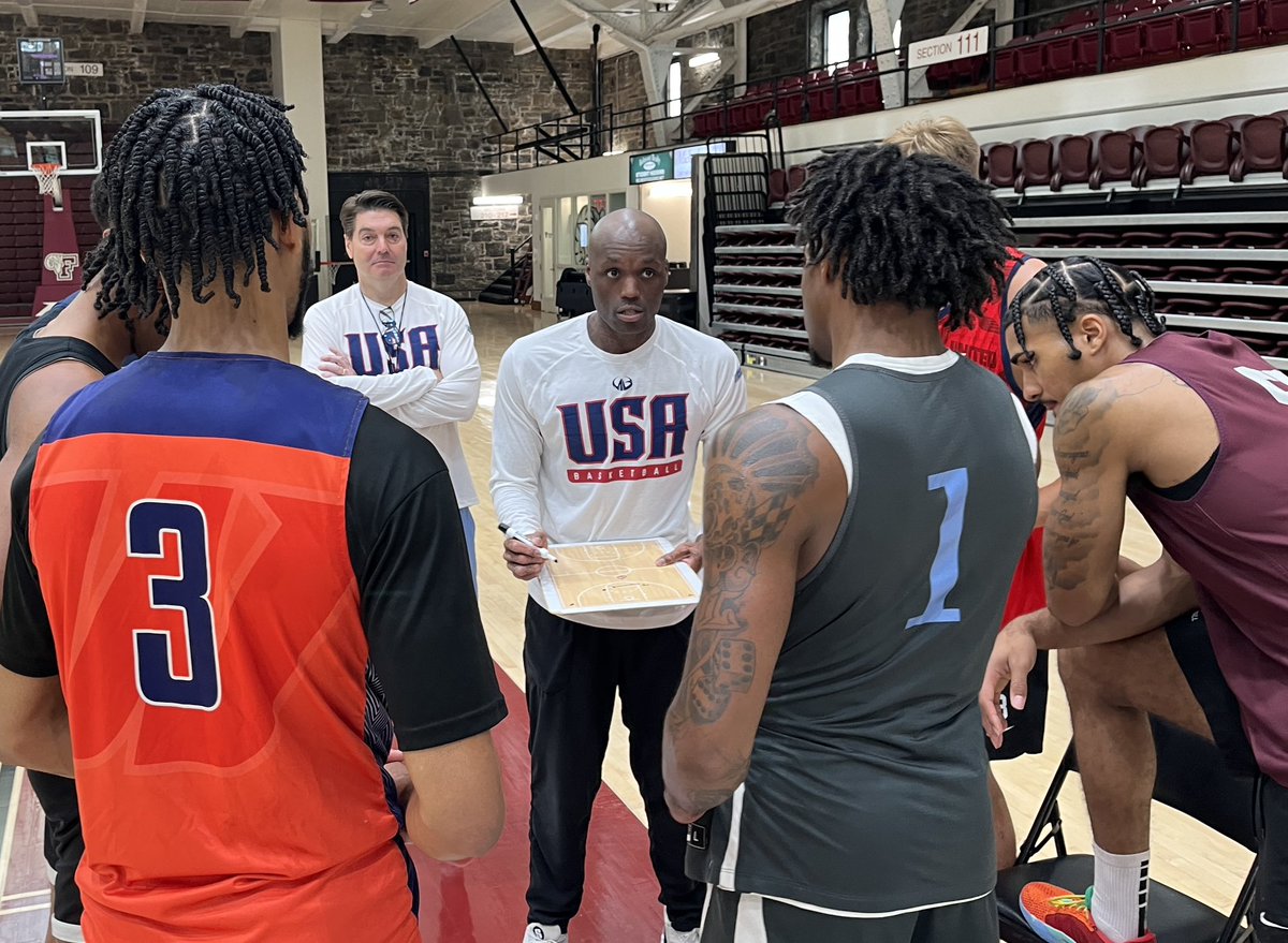 Utah Jazz Coach Mike Williams instructing at today’s Training Camp. <a href="/iamMoneyball/">Moneyball Sportswear</a>