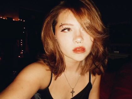 caitibugzz stuns in new photo !! 🐞