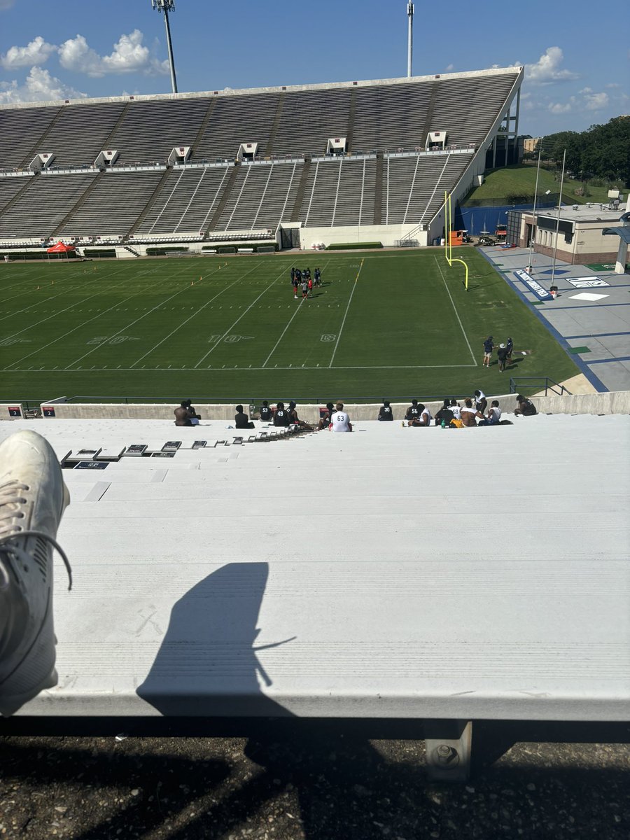 Ready to work today <a href="/gojsutigersfb/">Jackson State Football</a> camp
<a href="/Coach_Drew1/">Andrew Watson</a> <a href="/CoachRio11/">Rio Winston</a> @CoachMcCannERT <a href="/TheCoachMorris/">Tyzhir Morris</a> <a href="/FredStewart50/">Frederick Stewart</a> <a href="/KoachJack_79/">Coach Aaron Jackson</a>