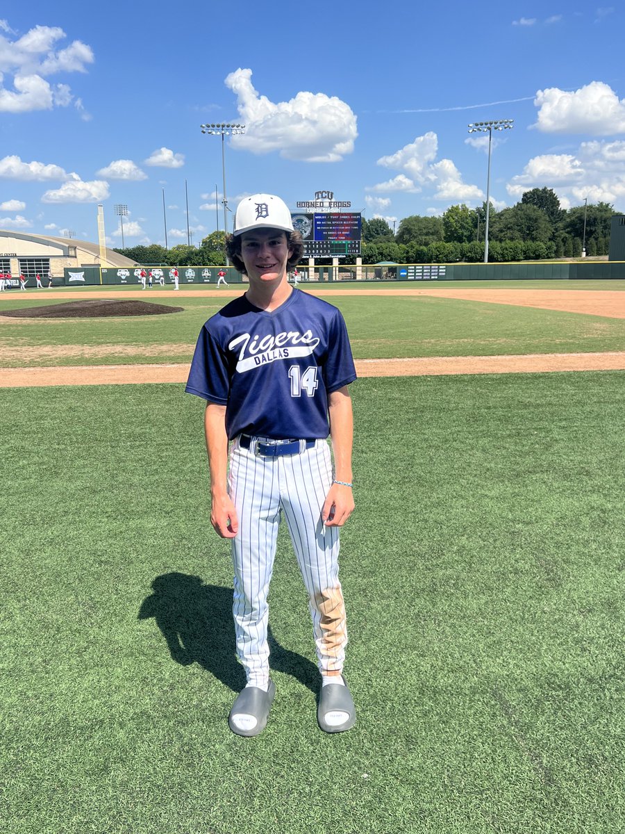 FiveToolTexas's tweet photo. F: @DTigerBaseball Cowser 2027 11, 5 Star Performance DFW 27 6
PoG: Pedro Rivera 2-3, 2B, 2R | 5 IP, 5K, ER https://t.co/AYvGVnQlXW