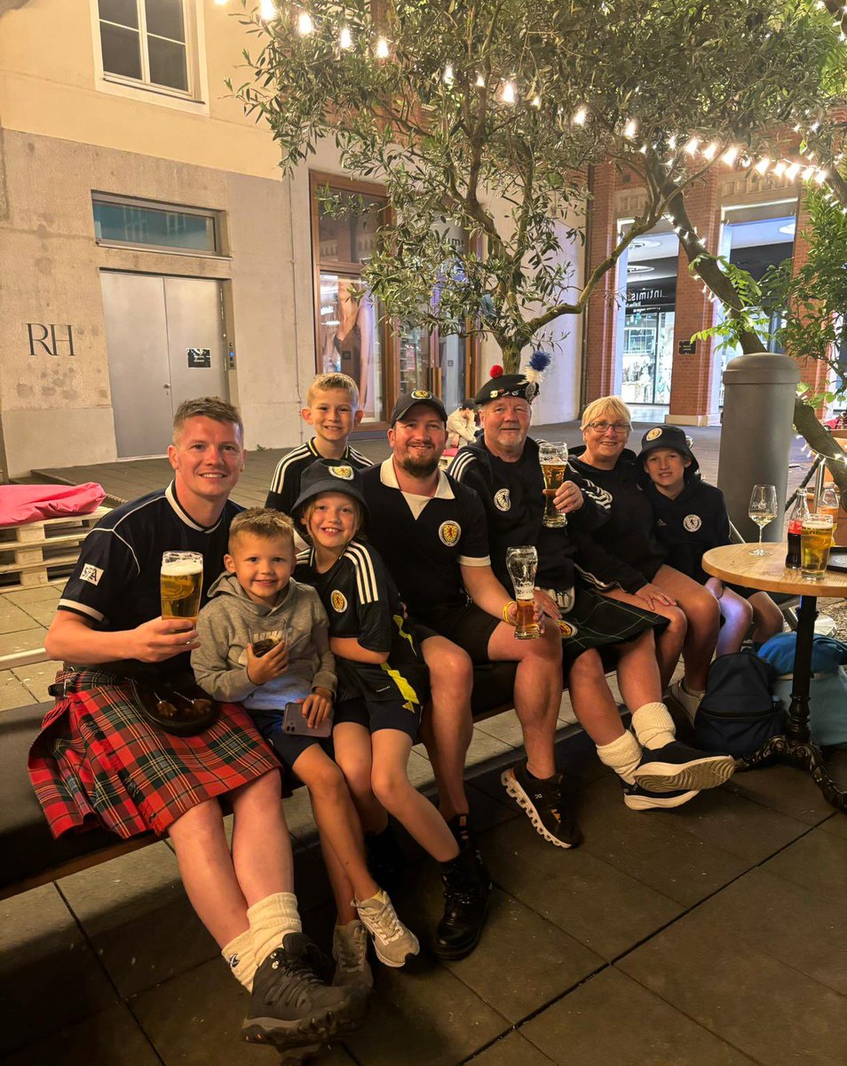 What is all about! Unbelievable trip 🇩🇪🏴󠁧󠁢󠁳󠁣󠁴󠁿