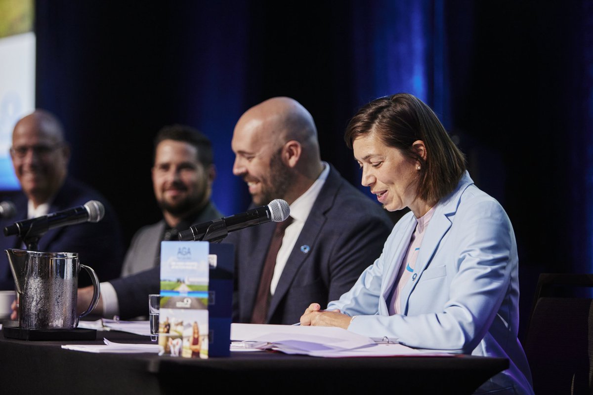 Très heureux de la nomination de Sophie Perreault au poste de Directrice générale des Éleveurs de porcs du Québec!