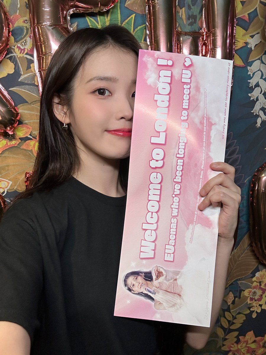 아이유(IU) tweet media