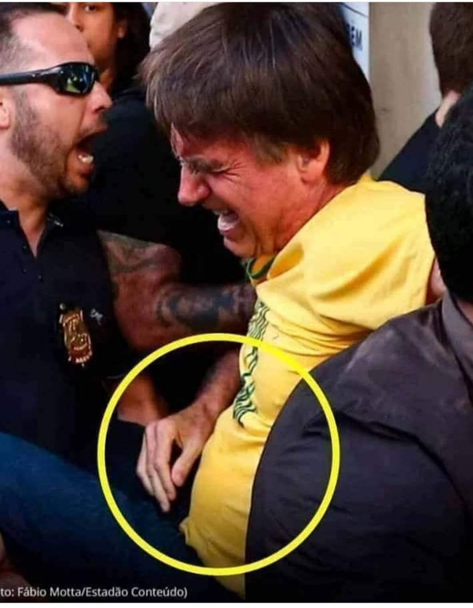 NHandebol72173's tweet photo. Foi Fakeada?
RT por favor 
SDV https://t.co/nRJVeOn0IZ