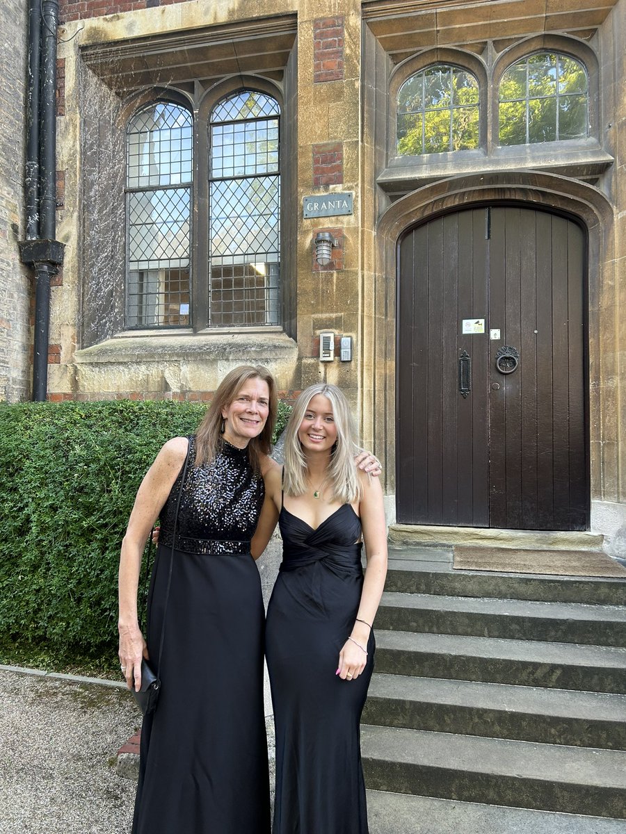 A wonderful evening celebrating our prefects, thank you <a href="/LeysHeadmaster/">Martin Priestley</a> for hosting this evening.