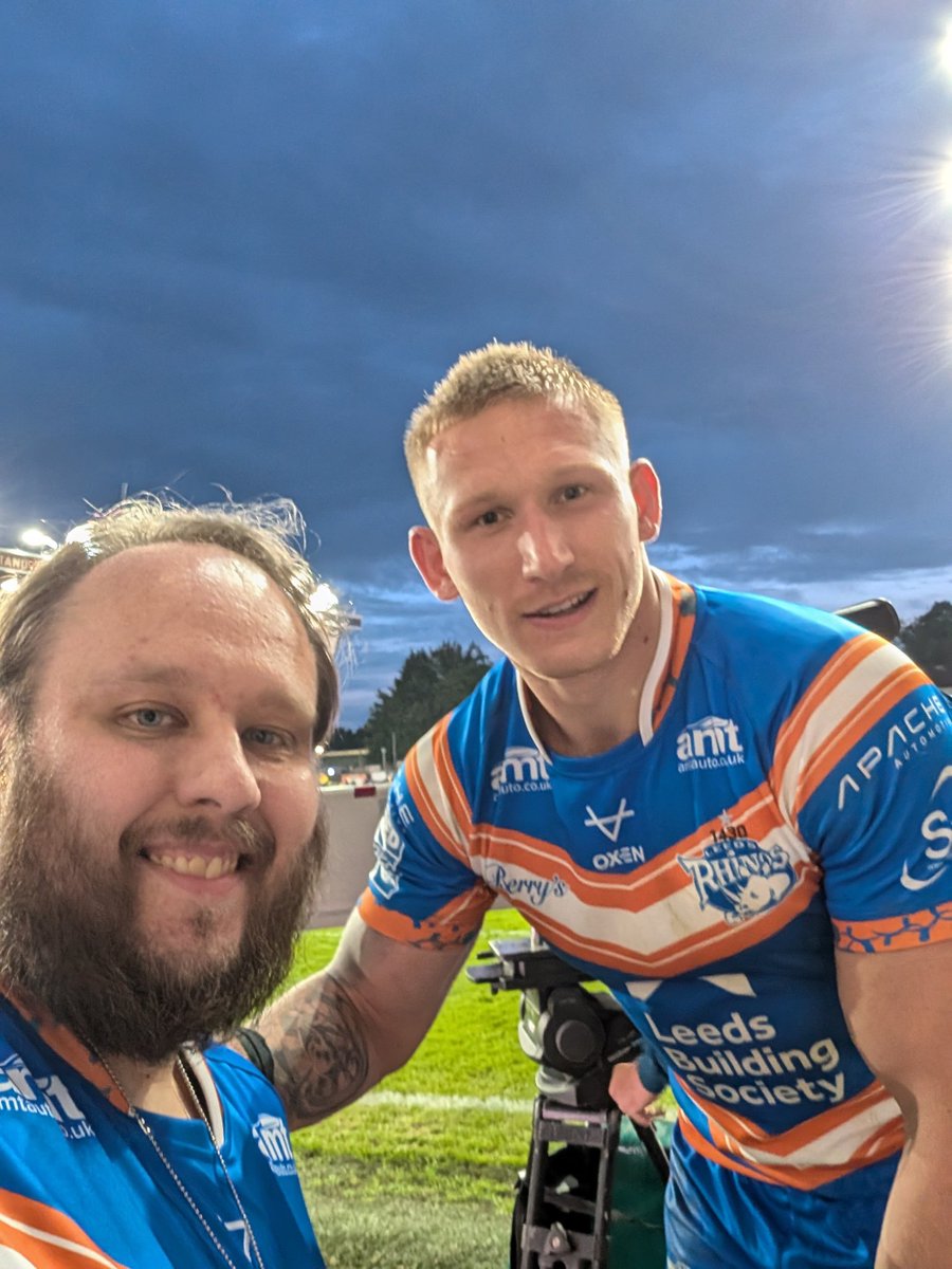 BigChrisLFC34's tweet photo. What a game a fitting tribute to Rob ππ #RB7 #OnlyOneRobBurrow https://t.co/iXCvoHTvOZ