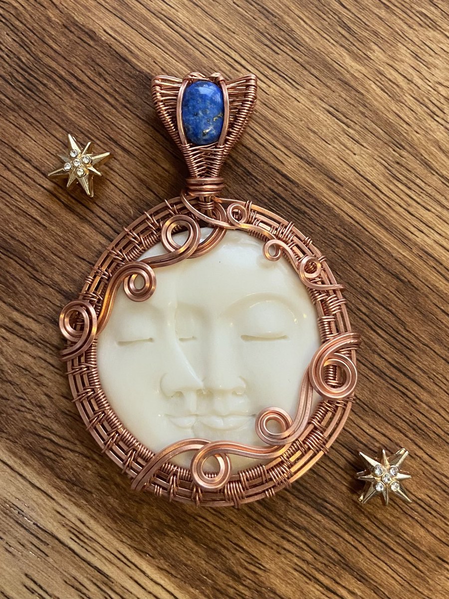 just finished this piece for tomorrows drop! lapis lazuli accent💙 should i add some stars?🌟