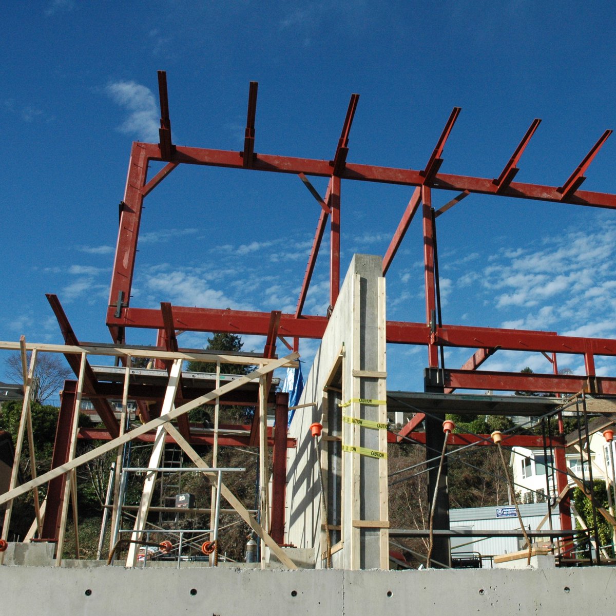 HarriottValEng's tweet photo. Wood, steel, and concrete all have their own advantages in regards to strength, cost, and aesthetics. A clever design can be achieved by taking advantage of all three.
.
.
.
.
#engineering #architecture #wood #construction #framing #building #design #residential #remodel https://t.co/77HqbZ5E8L