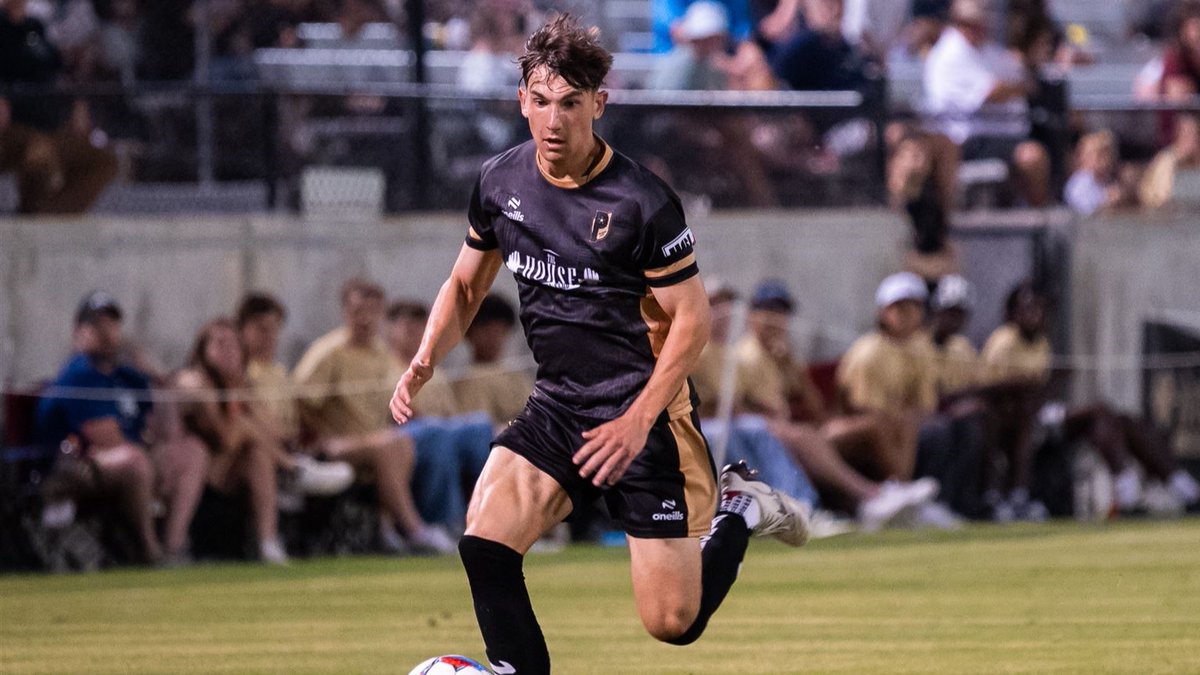 Ten talents that turn heads wherever they go 😲

Here's the latest edition of Top Performers, presented by <a href="/SoccerSyndicat/">The Soccer Syndicate</a>!

➡️🔗 bit.ly/4bgjnfK