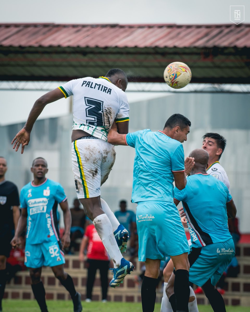 internaciopalmi's tweet image. Ante @AmericadeCali dimos inicio a nuestros amistosos de pretemporada. 🎬🌴⚽️

#VamosInter #InterdePalmira #PretemporadaInternacional