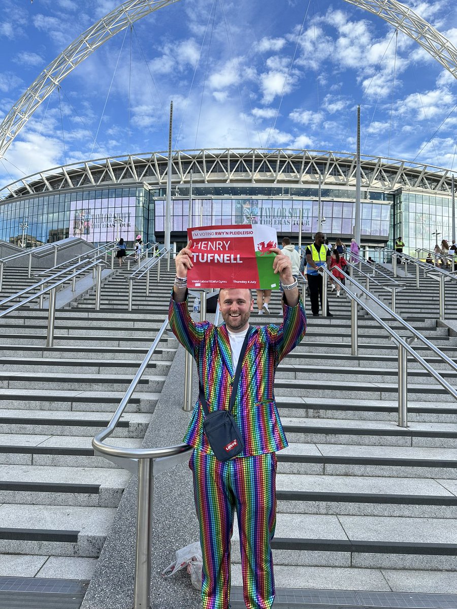 I think Taylor Swift would vote <a href="/TufnellHenry/">Henry Tufnell MP</a>