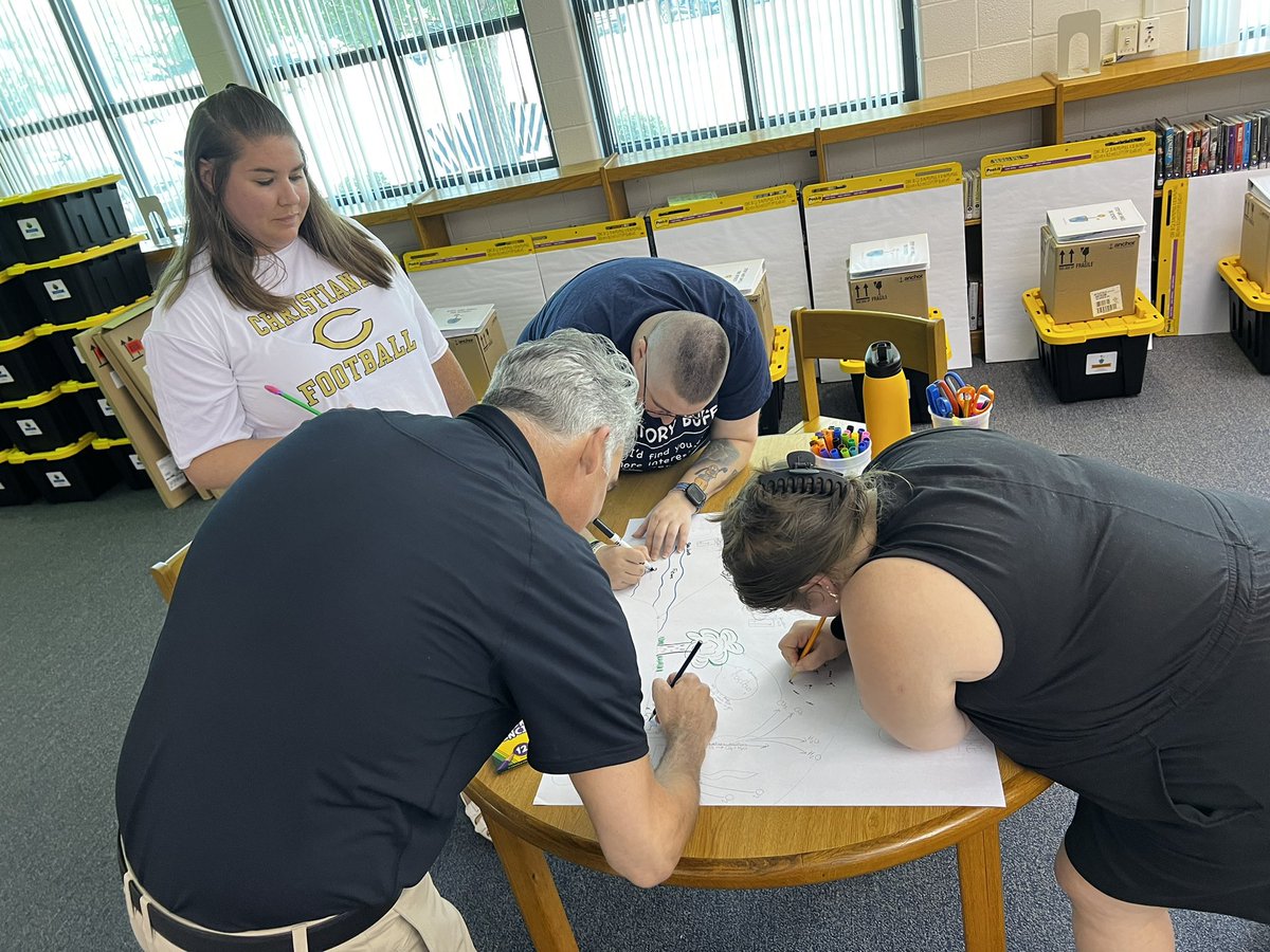 RCS_STEM's tweet image. 7th Grade Storyline Summer Institute Days 3 &amp;amp; 4: We figured out the connections between greenhouse gases, temperatures rising, and allergy seasons getting worse. These teachers (and coaches) never cease to amaze me! ❤️ @rucoschools
