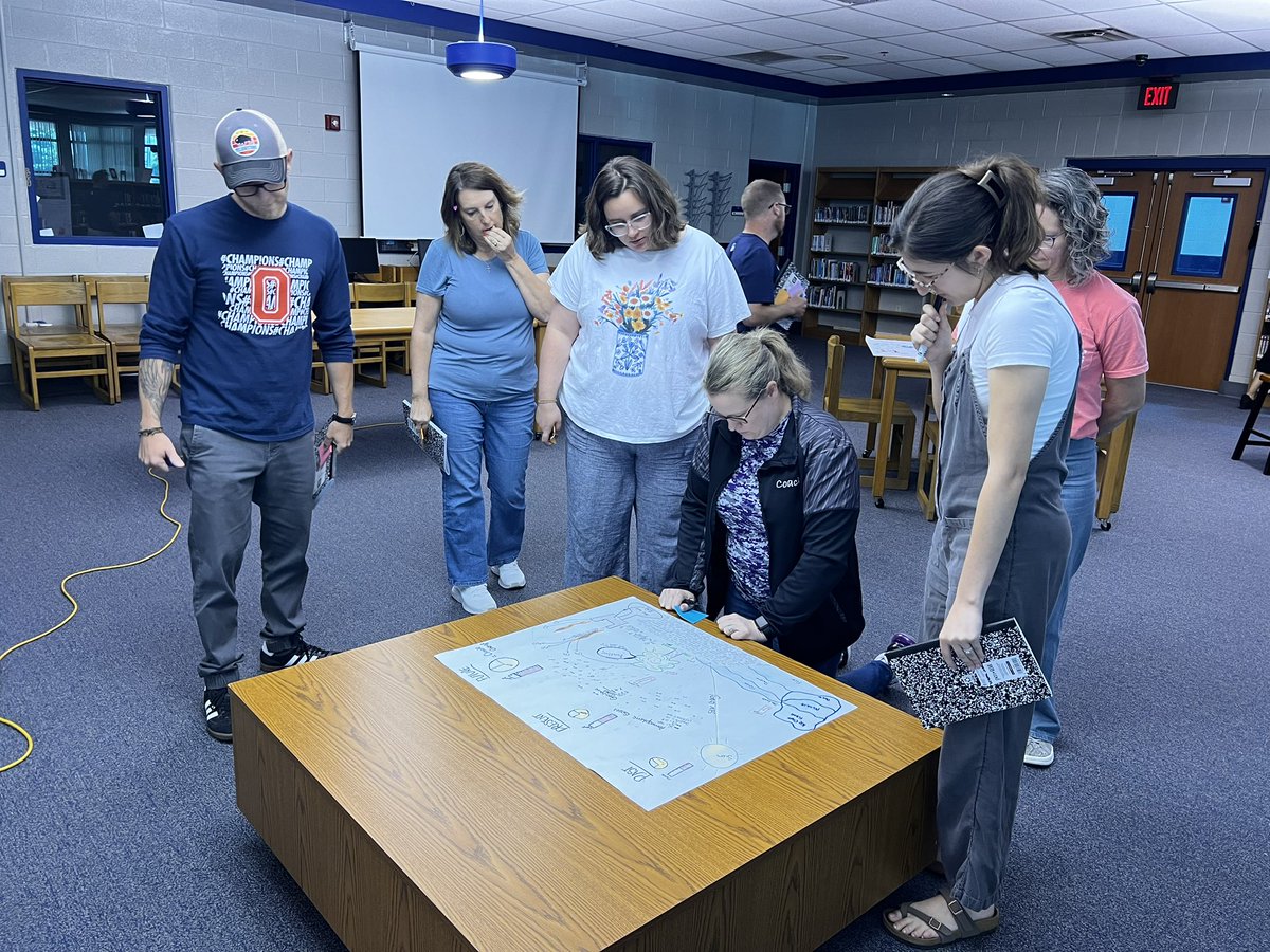 RCS_STEM's tweet image. 7th Grade Storyline Summer Institute Days 3 &amp;amp; 4: We figured out the connections between greenhouse gases, temperatures rising, and allergy seasons getting worse. These teachers (and coaches) never cease to amaze me! ❤️ @rucoschools