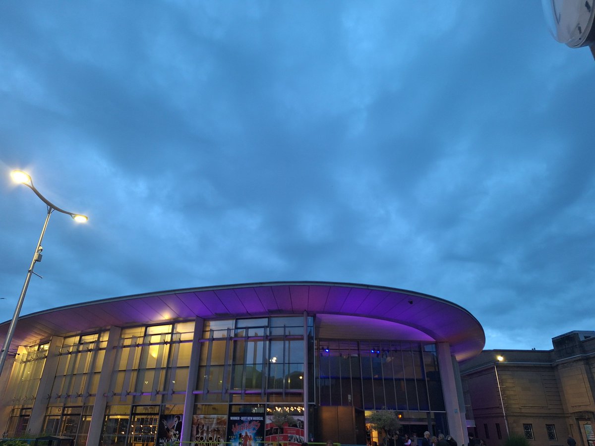 Irish Lorraine tweet media