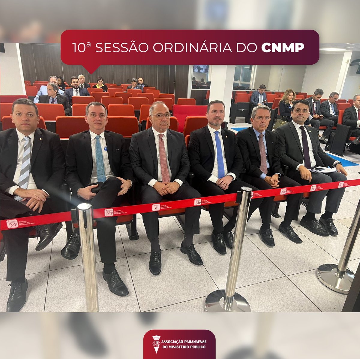 APMPPR's tweet photo. APMP em Brasília ✅ Nesta semana, o 1º Vice-Presidente da APMP, Fernando da Silva Mattos, representou a Associação em compromissos na capital federal. 

Saiba  mais aqui --> https://t.co/ZQKL00R5G1 e aqui -->  https://t.co/hLts3IV9S5. https://t.co/snnnuoSqkX