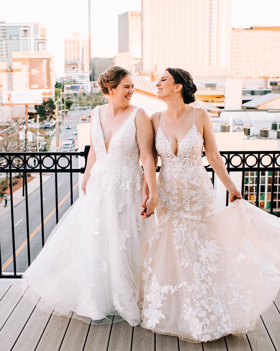evollgbt's tweet photo. Two beautiful brides: Sarah + Rachel 💍💕
Photographer: @ashleywhitephoto
Venue: @terminus330
#lesbians #lgbt #lesbian #lgbtq #lovewins #lesbianas #lesbiancouple #lgbtq #lesbianlove #loveislove #mrsandmrs #lgbtqia #lesbianwedding #twobrides https://t.co/Y9pB05sl3T