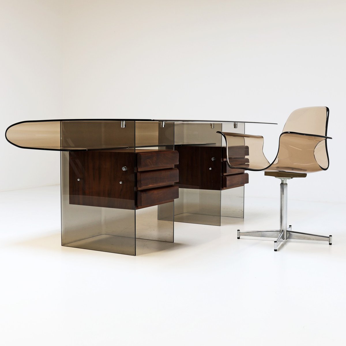 interiorstellar tweet media