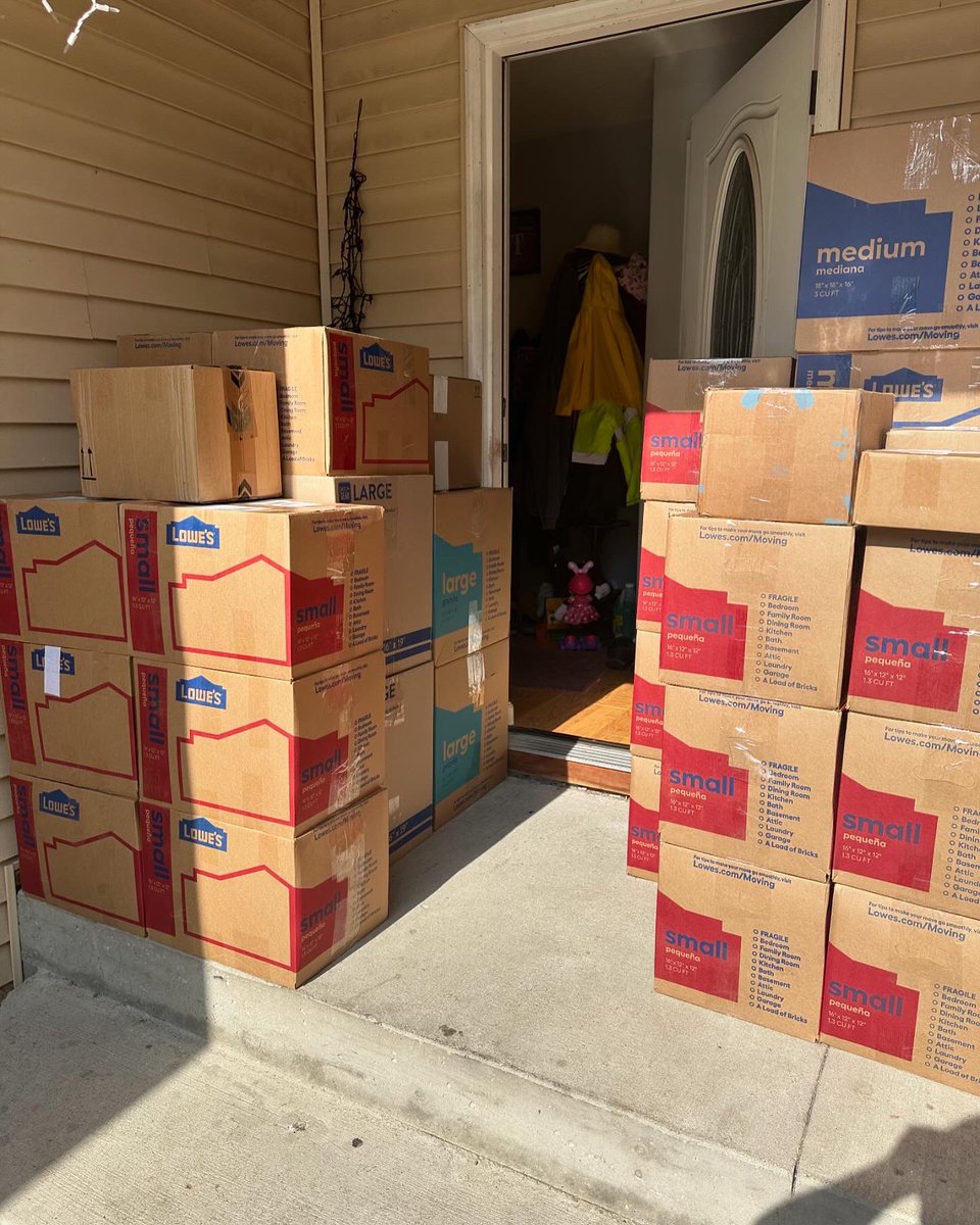 1devan7's tweet image. Forgot to take a picture of last weeks shipment but it was bigger than today. Sent in about 2x the units in the last two weeks than I sold all of may. Pushing some momentum into b2s &amp;amp; q4. Goal is 10k profit months through aug-dec