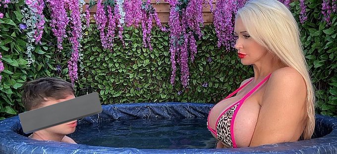 I think u know where this about to go 😜 Amazonian Cougar in the wetlands about to devour some fresh meat<a href="/tag/tits"class="tags"><span>#tits</span></a><a href="/tag/hugetits"class="tags"><span>#hugetits</span></a><a href="/tag/faketits"class="tags"><span>#faketits</span></a><a href="/tag/amazonian"class="tags"><span>#amazonian</span></a><a href="/tag/bwc"class="tags"><span>#bwc</span></a><a href="/tag/bigtitmilf"class="tags"><span>#bigtitmilf</span></a>