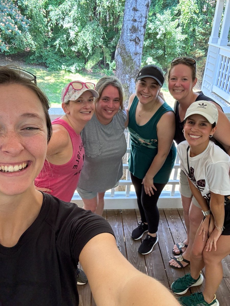katesgen's tweet photo. The team that moves together grows together. #teamwork #moving #girlpower #OneChatham #teacherlife #teacherfriends https://t.co/8xSqdlb1nW