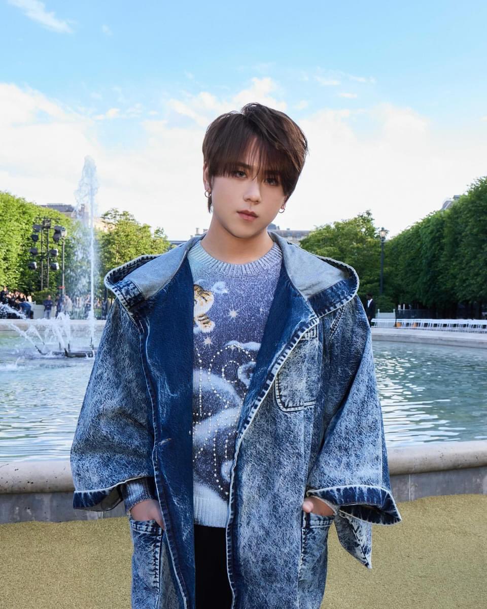 to_ah_ginger's tweet photo. @kenzo @nigoldeneye Thanks for having my favorite idol Keung To at the event.  Kenzo SS25 collection is really chic &amp; Keung To in Kenzo outfit looks gorgeous.

#KeungTo 
#KENZONIGO 
#KENZOSS25 https://t.co/Pli2k6cklm