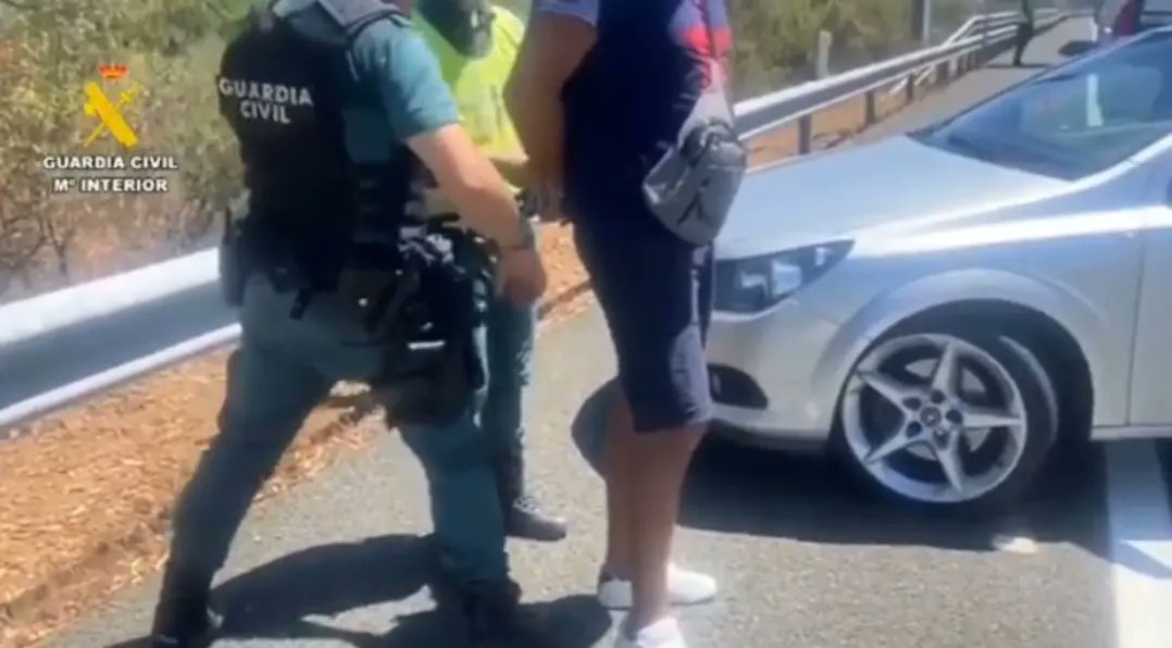 narcodiario's tweet image. Detenido con medio millar de #dosis de #metanfetamina en su coche en #caceres y directo a la #cárcel.  VÍDEO 📹 📼 e info, en
narcodiario.com/2024/06/deteni…