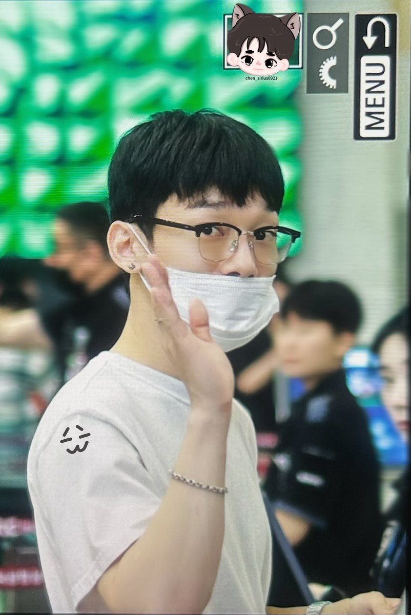chen_sirius0921's tweet image. 240622 CHEN ✈️

굿모닝～

#EXO #첸 #CHEN 
#KIMJONGDAE #JONGDAE 
 #김종대 #종대 #종대야사랑해

@CHEN_INB100