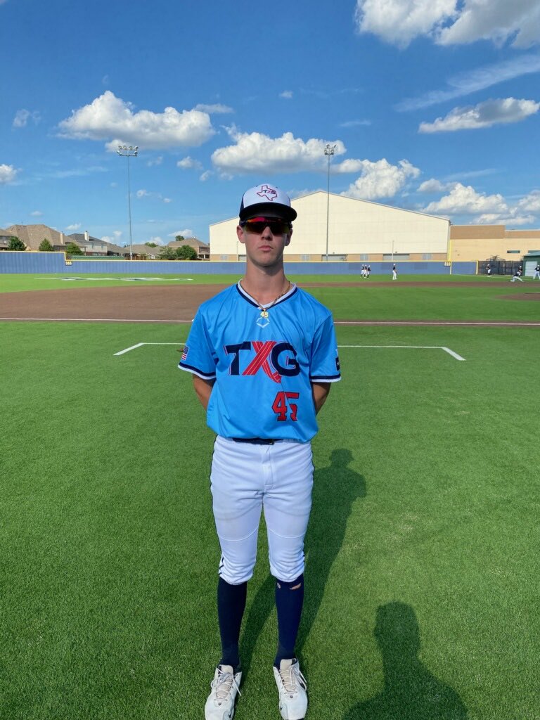 ✭Five Tool Texas✭ (@fivetooltexas) on Twitter photo #DFWShowdownSS F: <a href="/TXGenerals/">Texas Generals est2019</a> Nichols 7, Stix 2028 Red 3
PoG: <a href="/cwisniowski2027/">Colt Wisniowski</a> 2-2, 2 RBI, R #DFWShowdownSS F: <a href="/TXGenerals/">Texas Generals est2019</a> Nichols 7, Stix 2028 Red 3
PoG: <a href="/cwisniowski2027/">Colt Wisniowski</a> 2-2, 2 RBI, R