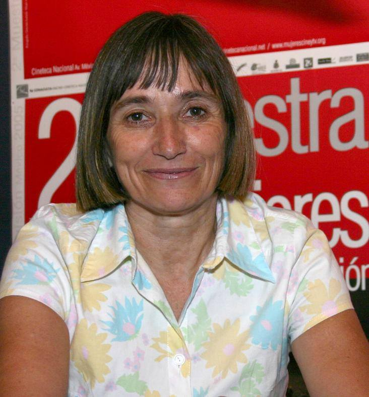 leopoldolaborde's tweet photo. Gracias, Maestra Busi Cortés.
Mi inspiración. Héroe. Dama. Y además, me diste hasta el final una lección de Humildad, Honor, Honra, Elegancia. Y Pureza.
Perdóname. Te honraré por siempre. https://t.co/ZZGjRdZiBX