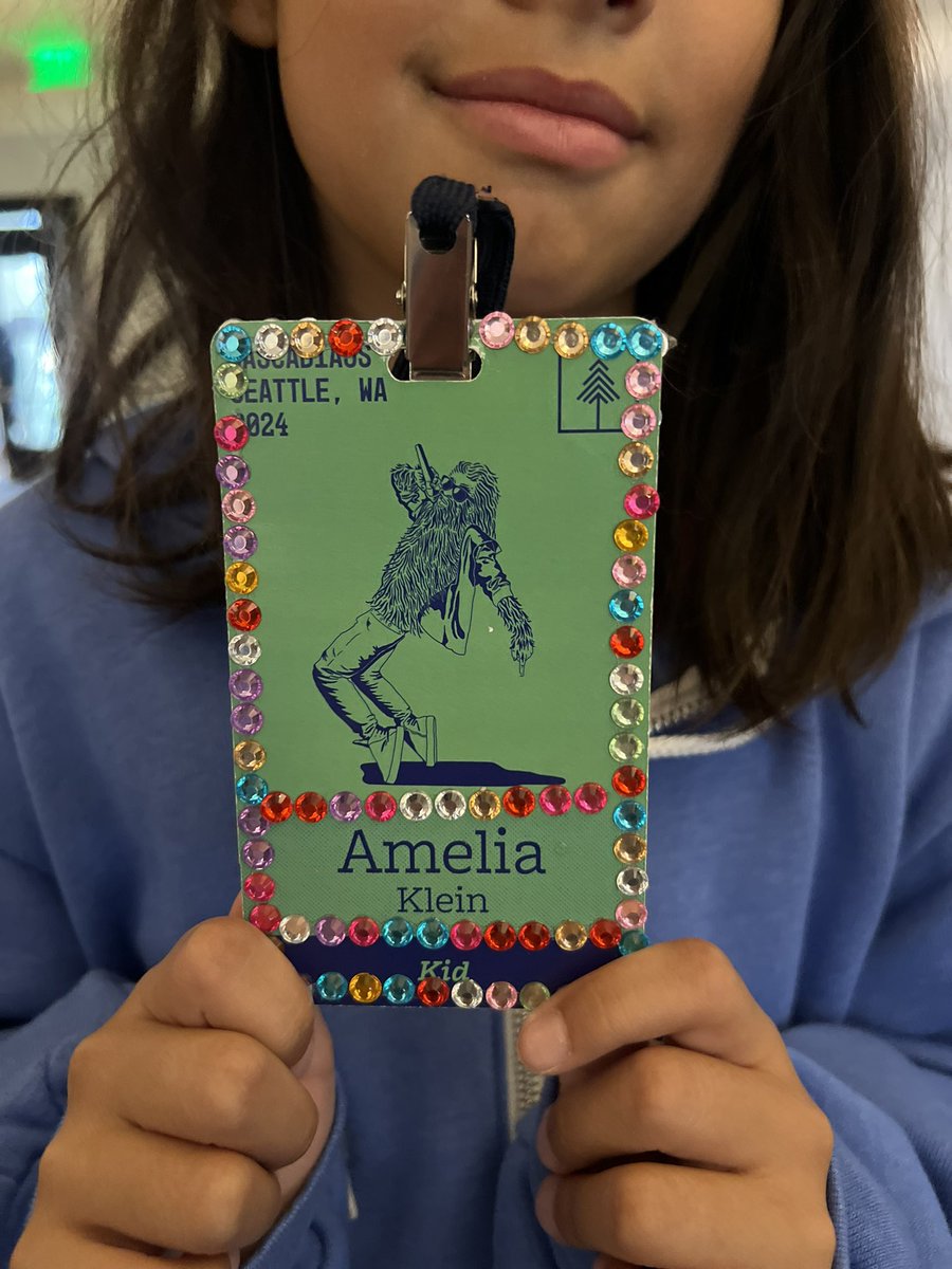 It's over, Amelia has won #CascadiaJS ❤️