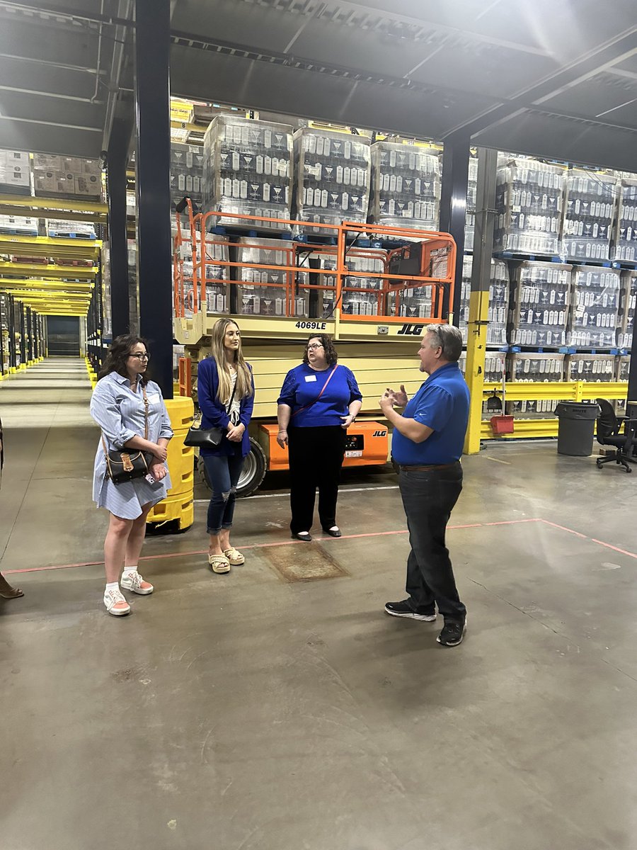 Thanks to all who joined us yesterday for Cocktails &amp; Connections! 🥂 We had a blast touring RNDC’s facility and enjoying the signature Rose cocktail afterwards with each and every one of you 🌹
