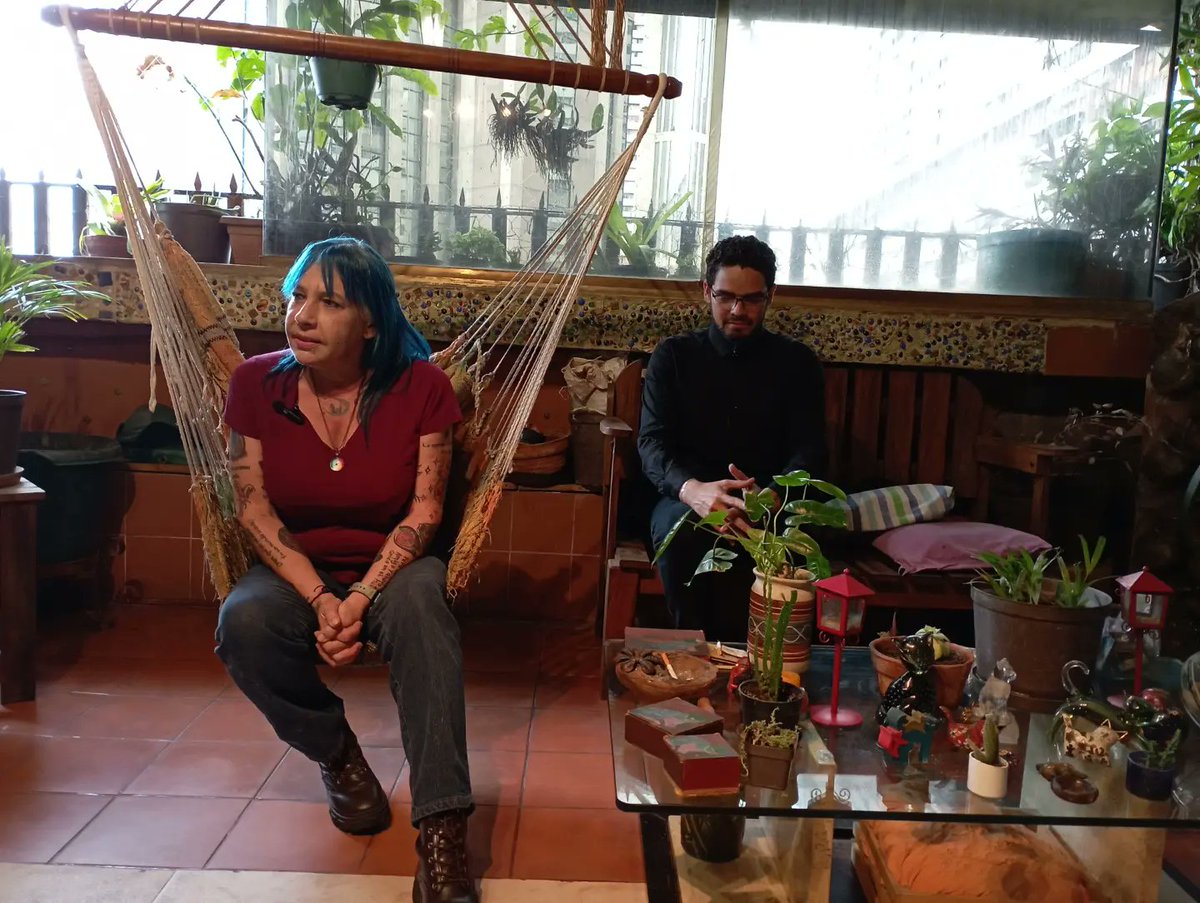 Cada vez se acerca más el estreno de @confesionesde2 próximamente por mi canal de Youtube 🤗🤗🤗 <a href="/tv_elyoquero/">Televisión El Yoquero</a> 🙏🏻

Gracias por aceptar nuestra invitación <a href="/gardeniaperger/">gata</a> ♥️ pendiente que está invitada de lujo reveló cosas interesantes bajo confesión 🙏🏻🫂♥️ #LosLeo
.
📸 @yraa_23