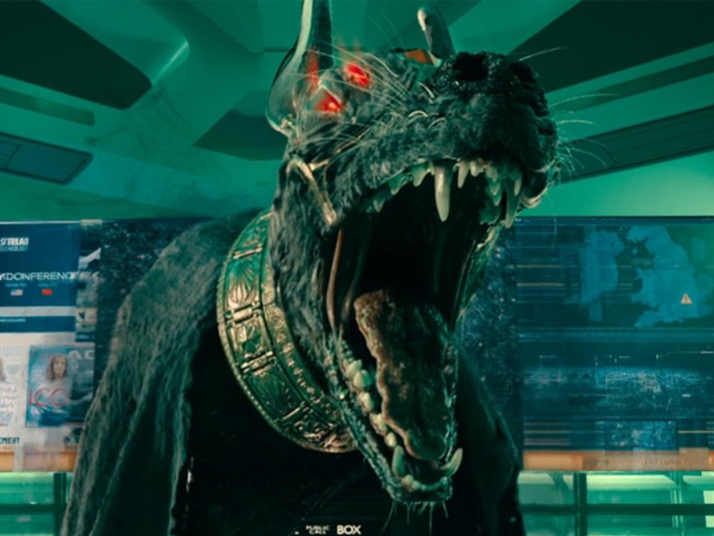 ChallisWho's tweet image. The villain vs the weapon