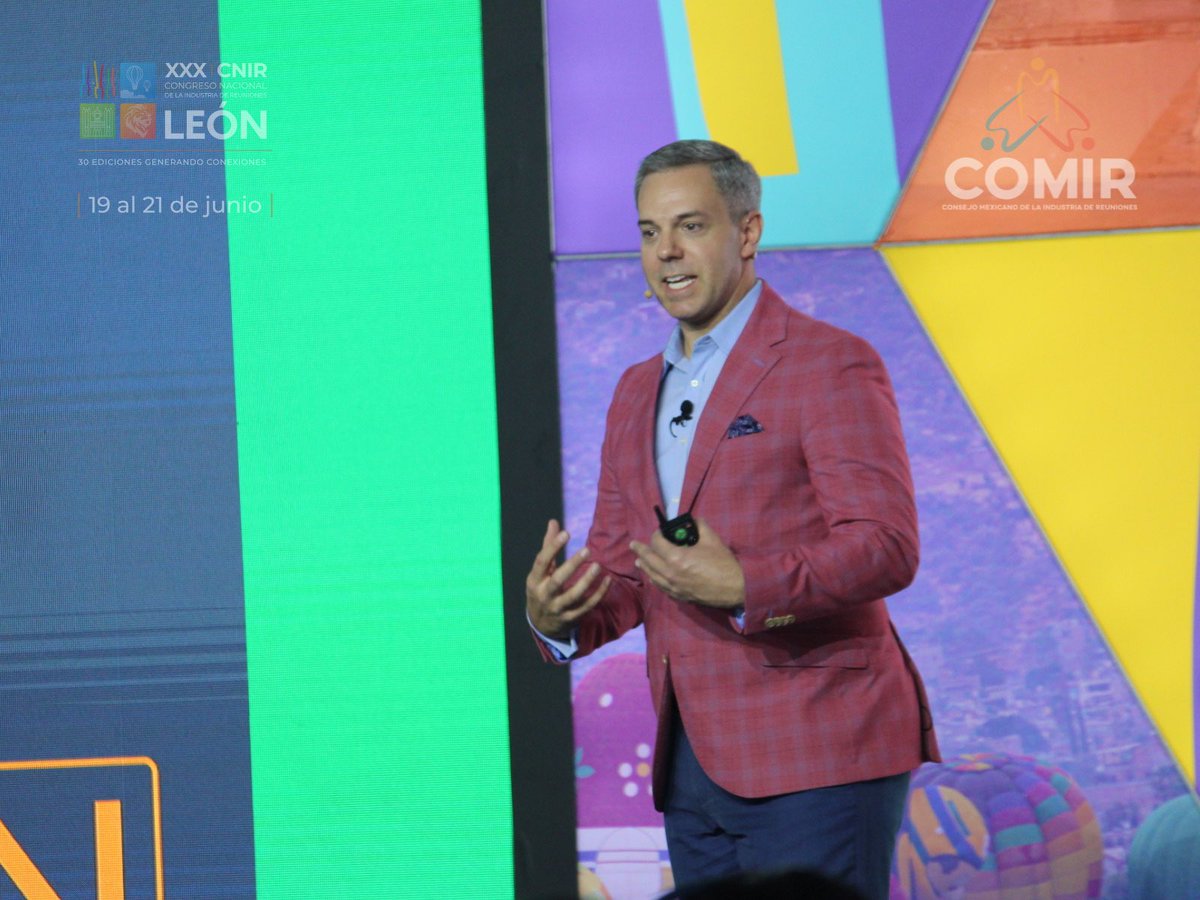 📊”El 66% de los consumidores no le dará una segunda oportunidad a una empresa tras una mala primera impresión”.

Esta fue una d las cifras que compartió el creador de experiencias 🙋‍♂️<a href="/RyanMintonCRM/">Ryan Minton</a>, en su conferencia “Thanks for Coming in Today”.