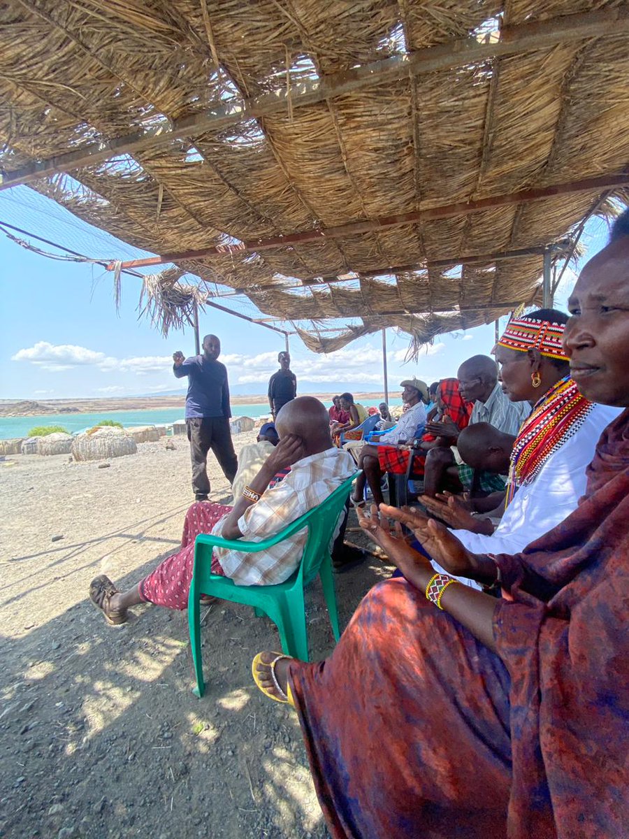 FIRM_Kenya's tweet image. Loiyangalani ward community successfully elects their CLMCs and paralegals.The #CLA2016 opened up space for inclusion, allowing women onto the Community Land Management Committee.Their commitment to stregthen local land governance is unmatched.#SecuringRegisteredTitletoOurLand