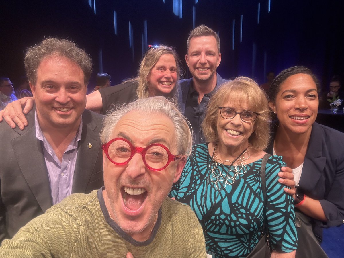 DarrenRigger's tweet image. Great night at the ⁦@ParamountHV⁩ #peekskill #alancumming